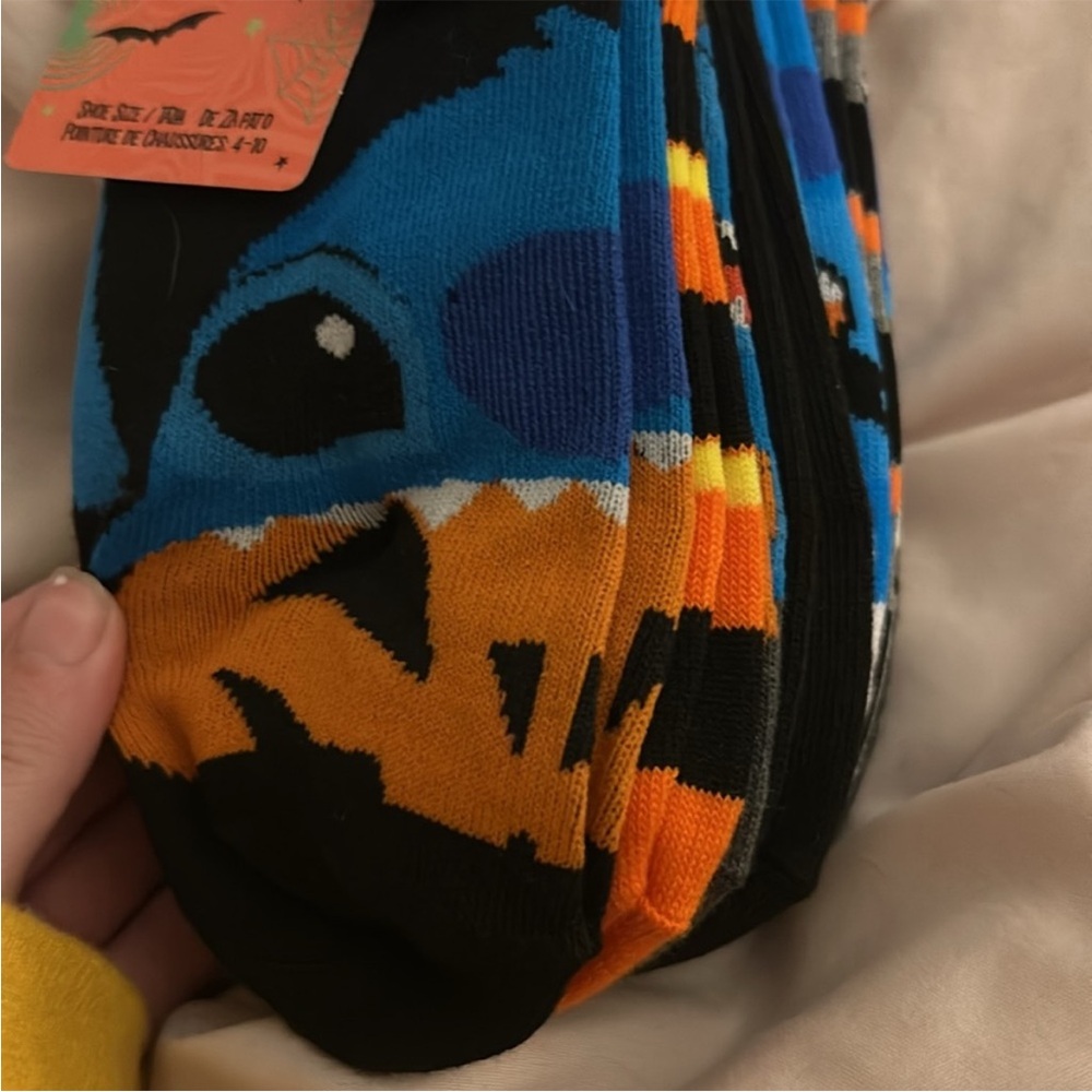 Disney Halloween Stitch 9 pairs of socks - Picture 3 of 6